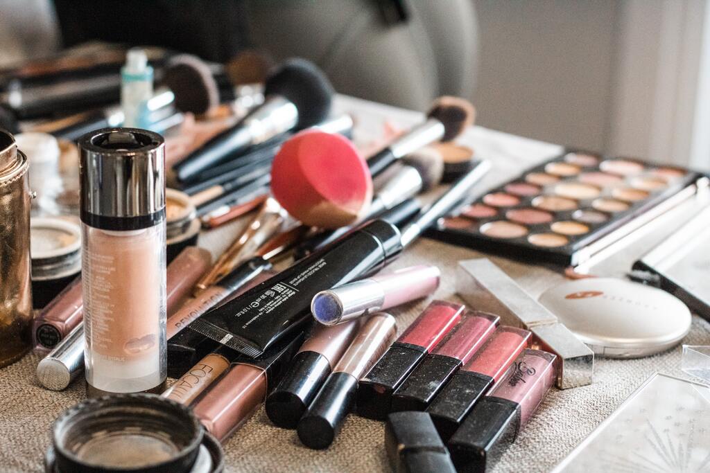 cliomakeup-decluttering-makeup