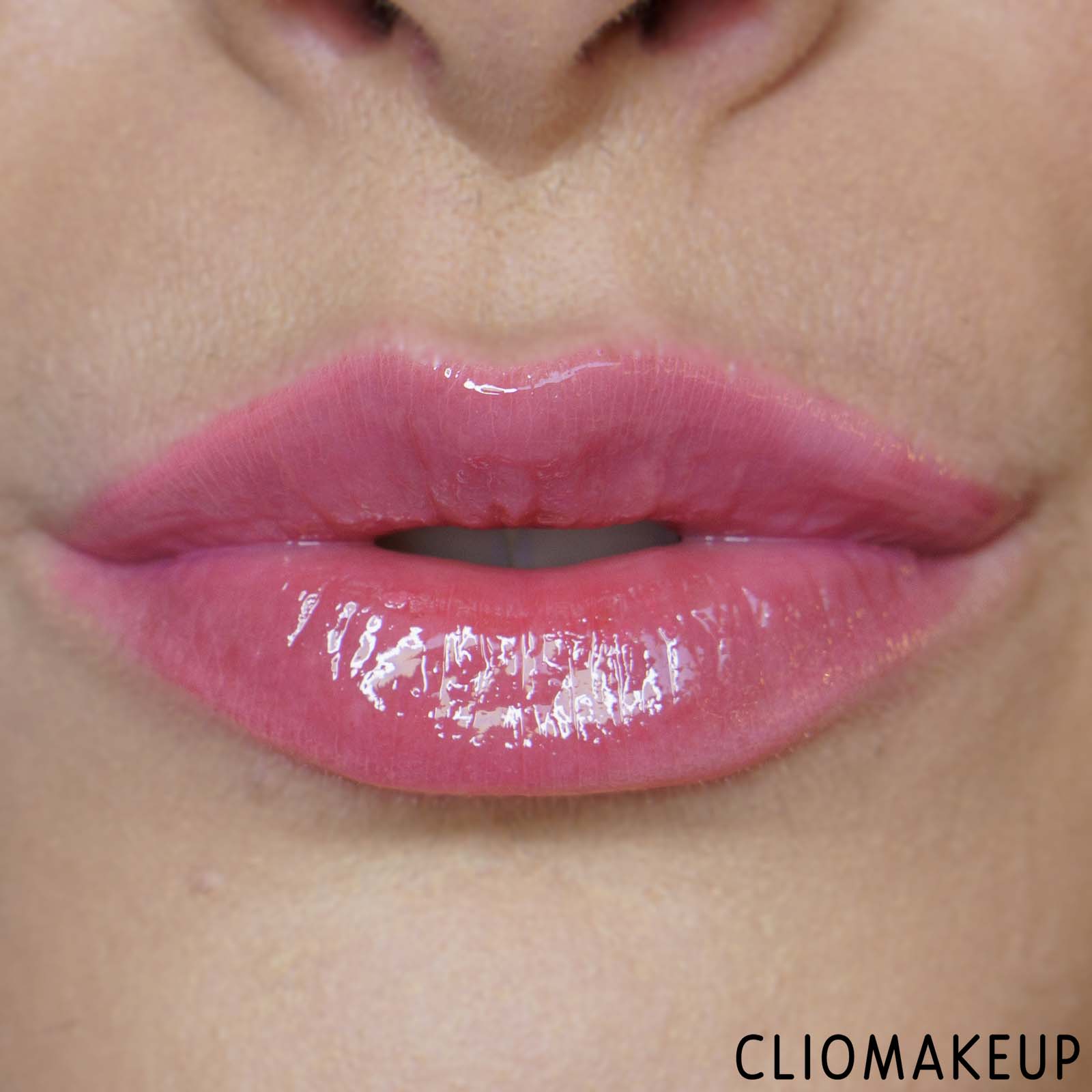 cliomakeup-recensione-gloss-essence-what-the-fake-extreme-plumping-lip-filler-12