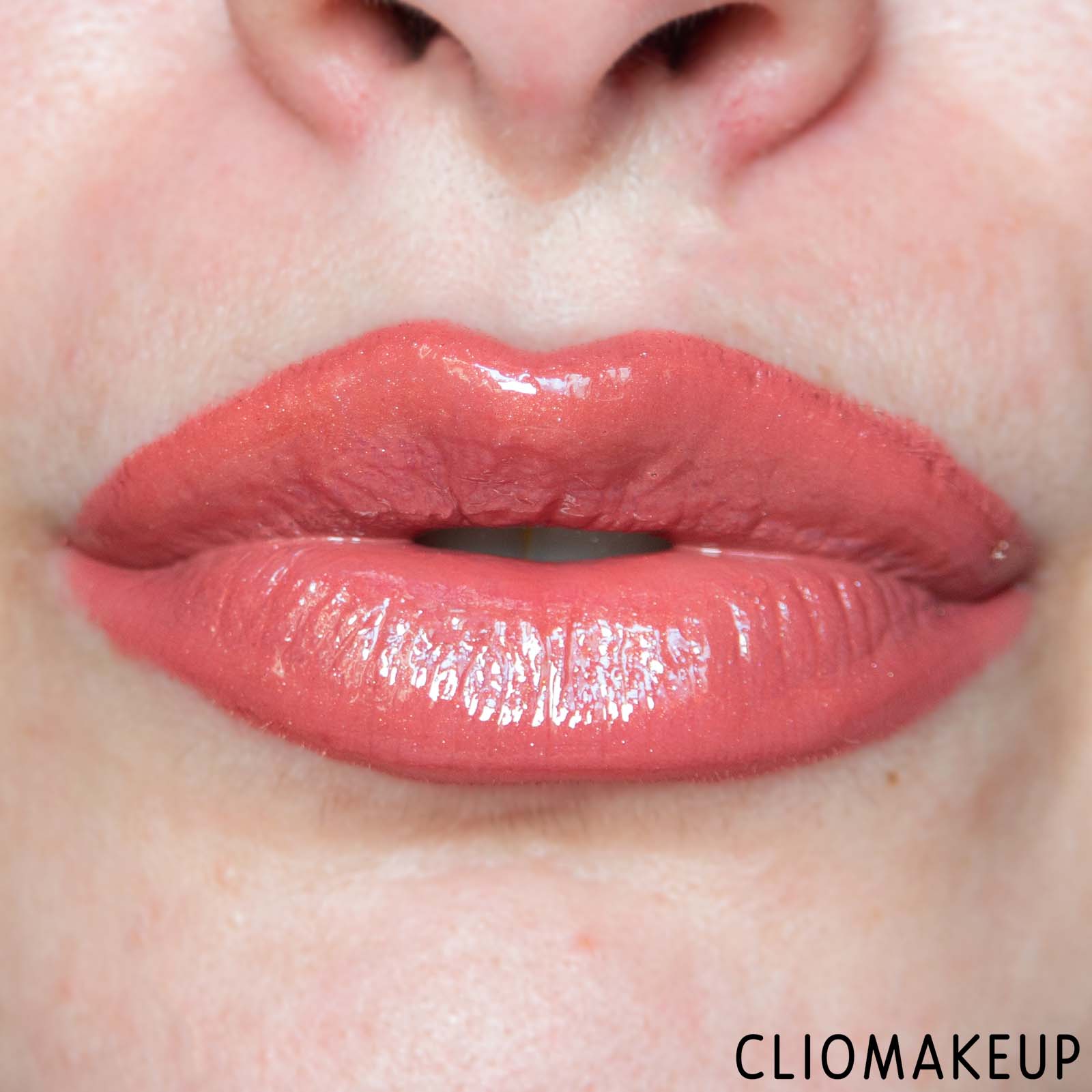 cliomakeup-recensione-matita-labbra-revolution-pro-new-neutral-lip-liner-12